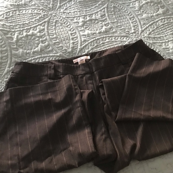 Slacks. - Picture 3 of 4